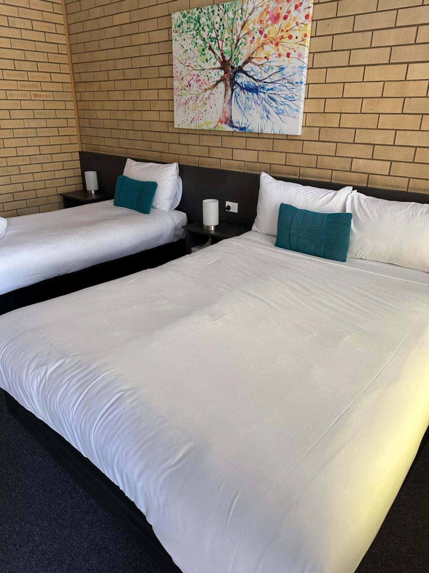 Blue Violet Motor Inn Toowoomba Exterior photo