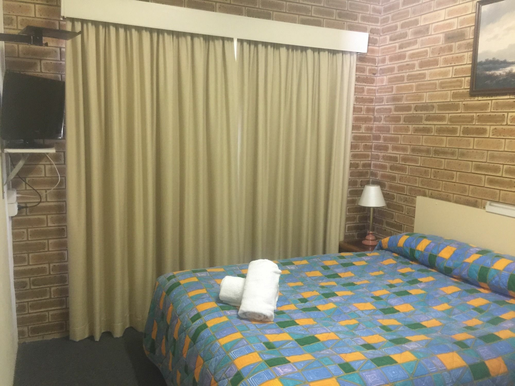 Blue Violet Motor Inn Toowoomba Exterior photo